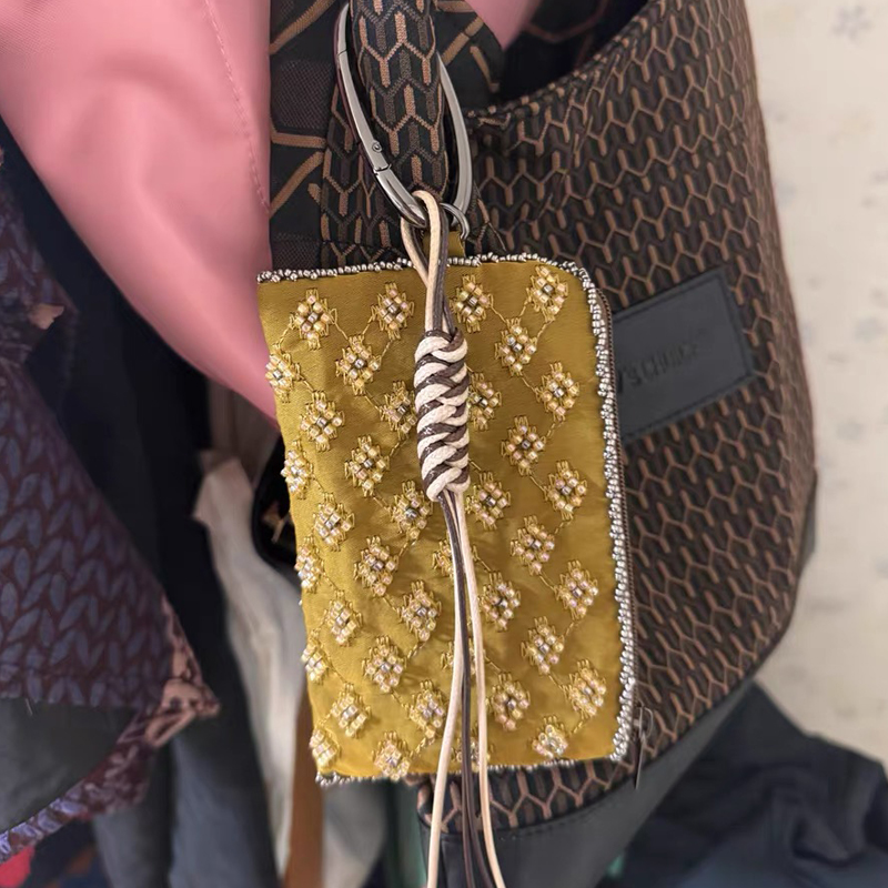 Luxury Bags Of 2026 - حقائب يد ومحافظ نسائية كورية صغيرة