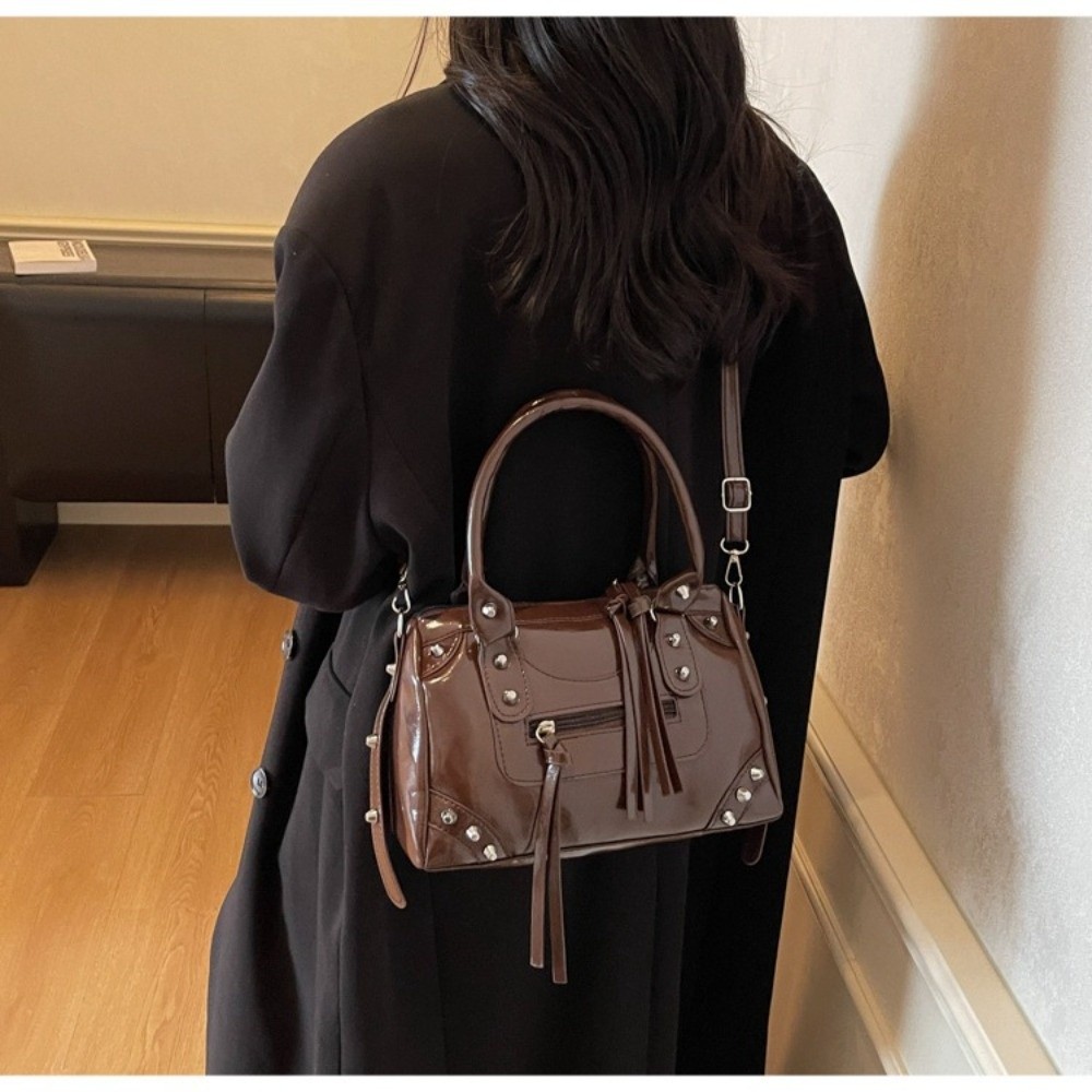 Top Handle Patent Bag - حقيبة نسائية كلاسيكية من الجلد اللامع