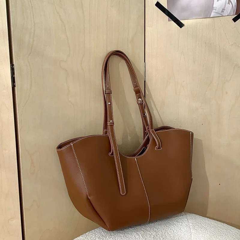 Luxury Bags Shopping - حقيبة يد نسائية كلاسيكية ذات سعة