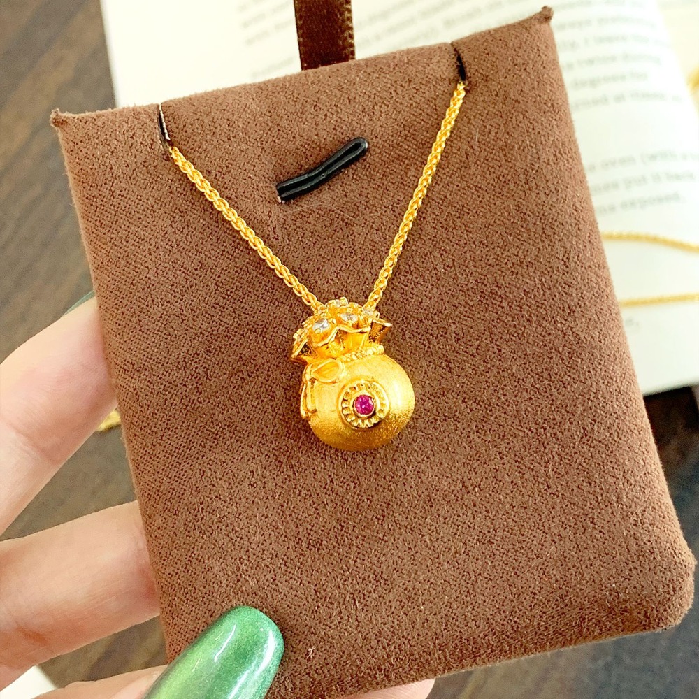 قلادة على شكل حقيبة حظ صغيرة م - مراجعة Luxury Bags Drawing وسعره