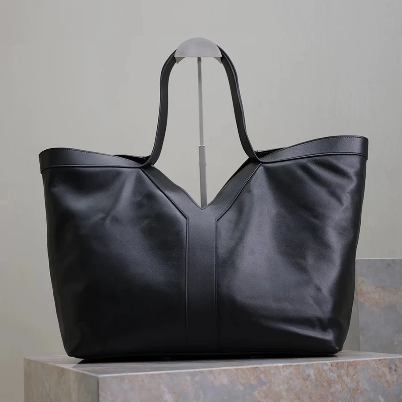 حقائب يد نسائية فاخرة من الجلد - مراجعة Luxury Bags Of 2026 وسعره