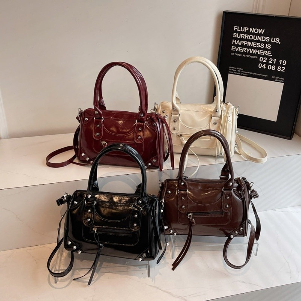 حقيبة نسائية عصرية بتصميم وساد - مراجعة Top Handle Patent Bag وسعره