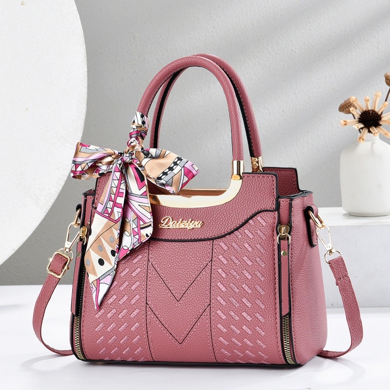 حقيبة يد نسائية كلاسيكية أنيقة - مراجعة Luxury Bags Casual وسعره