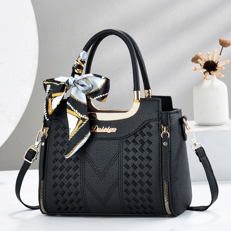 حقيبة يد نسائية كلاسيكية أنيقة - مراجعة Luxury Bags Casual وسعره