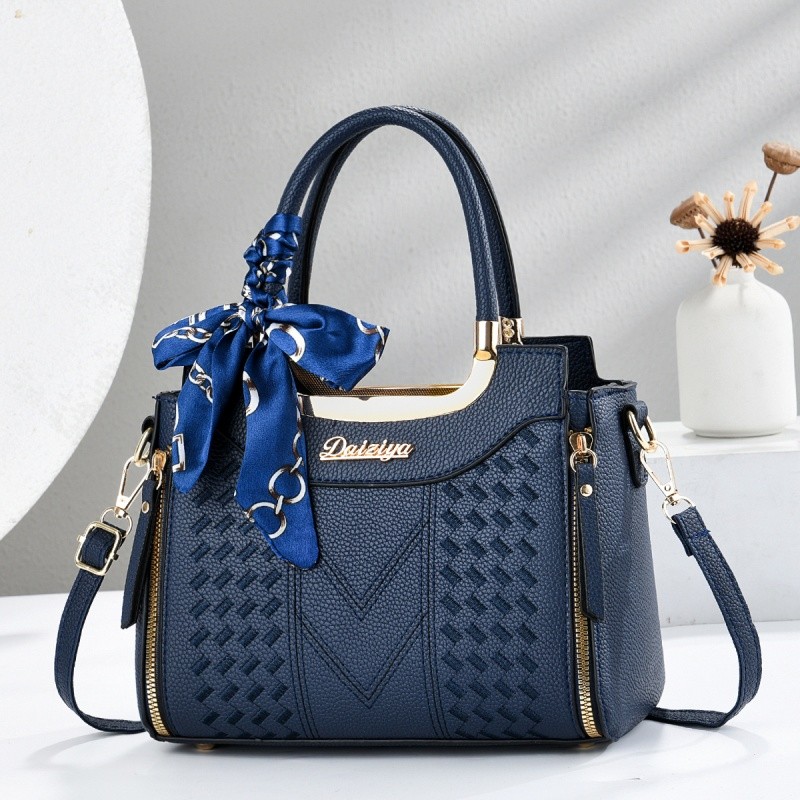 حقيبة يد نسائية كلاسيكية أنيقة - مراجعة Luxury Bags Casual وسعره