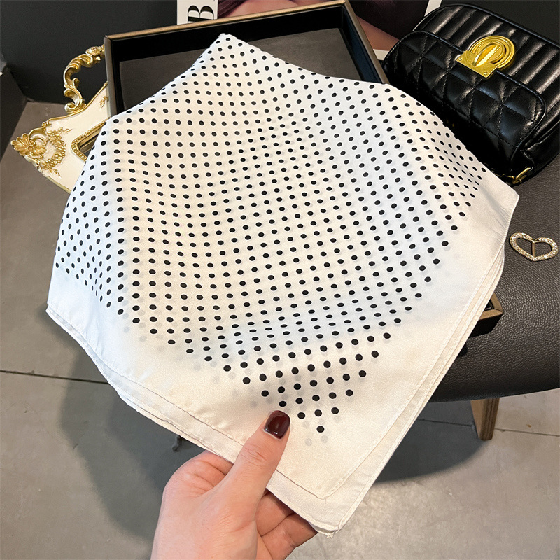 أوشحة مطبوعة جديدة فاخرة وشاح  - مراجعة Luxury Bags Duffle وسعره