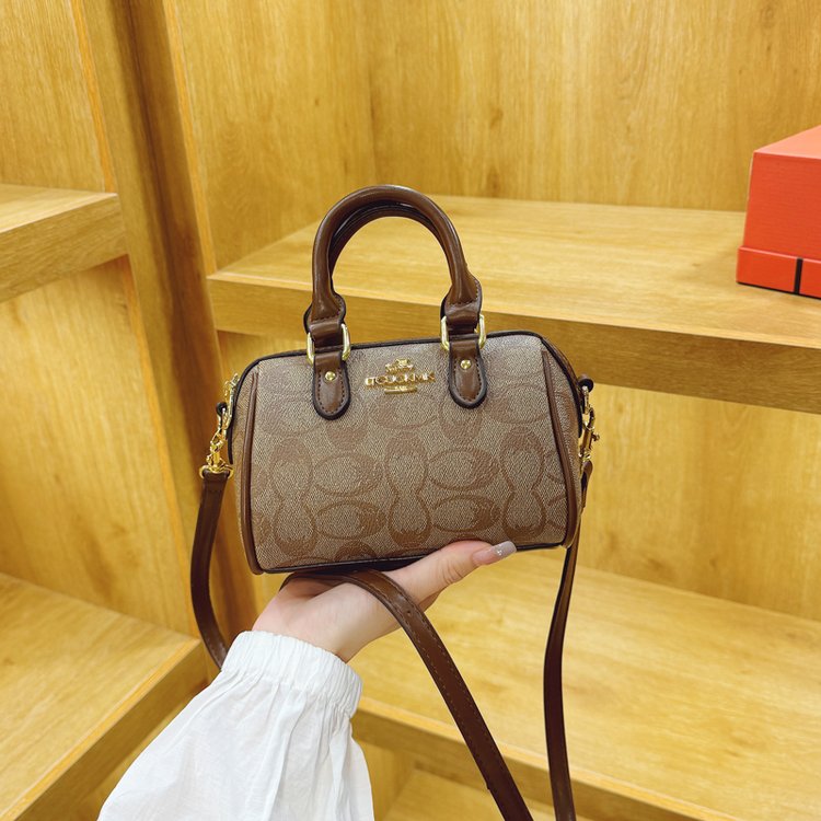 حقيبة حفاضات فاخرة كلاسيكية لل - مراجعة Luxury Bags No Logo وسعره