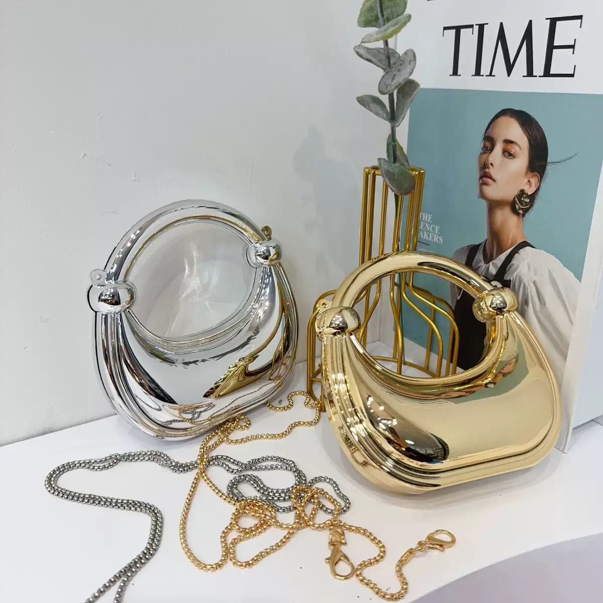 محافظ وحقائب يد صغيرة للسهرة ب - مراجعة Luxury Bags Duffle وسعره